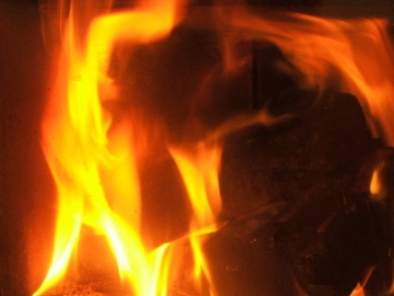 Leírhatatlan láng A Biblia a tűz képét alkalmazza a Szentlélekre